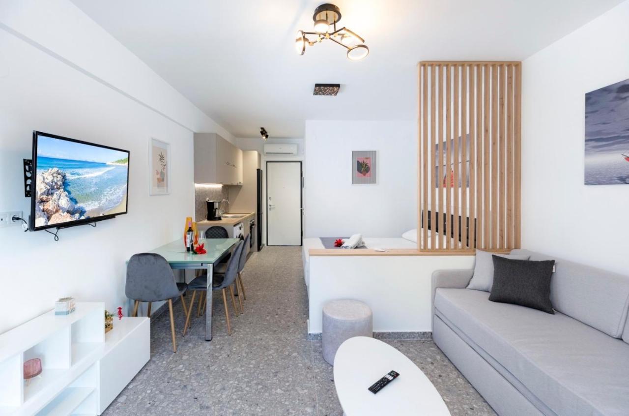 Twinstars Superior Apartment Gerakini Exterior photo